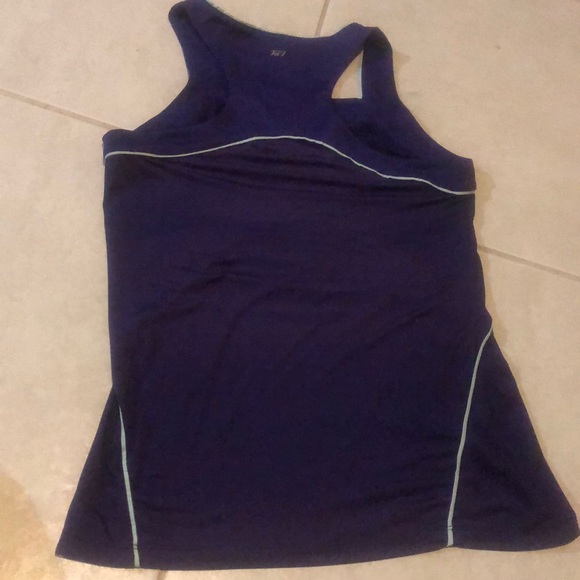 Tail Athletic Tennis Workout tank M - Picture 4 of 5